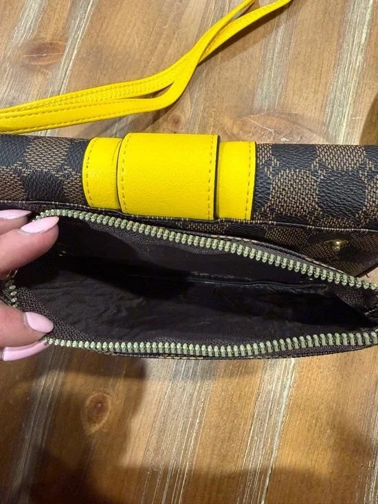 Michael Kors Check Wallet Crossbody Purse Brown Yellow Strap Clutch Dopamine Y2K - Picture 7 of 8